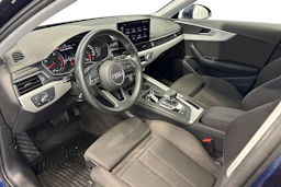 Sininen Audi A4 2020 kuva 6.