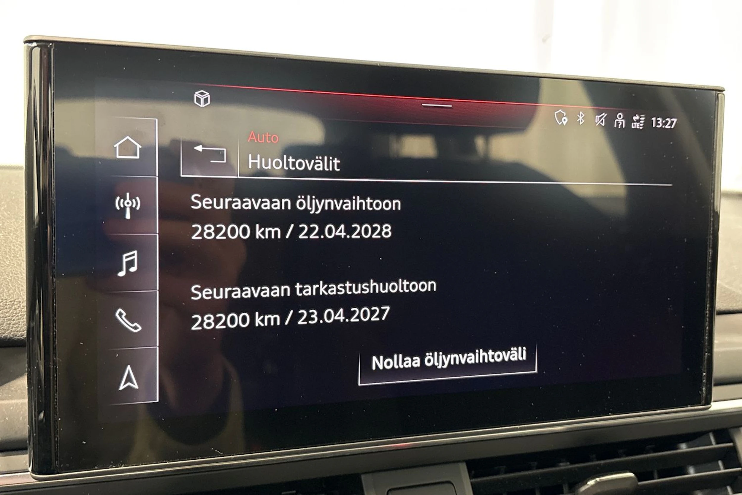 Sininen Audi A4 2020 kuva 20.