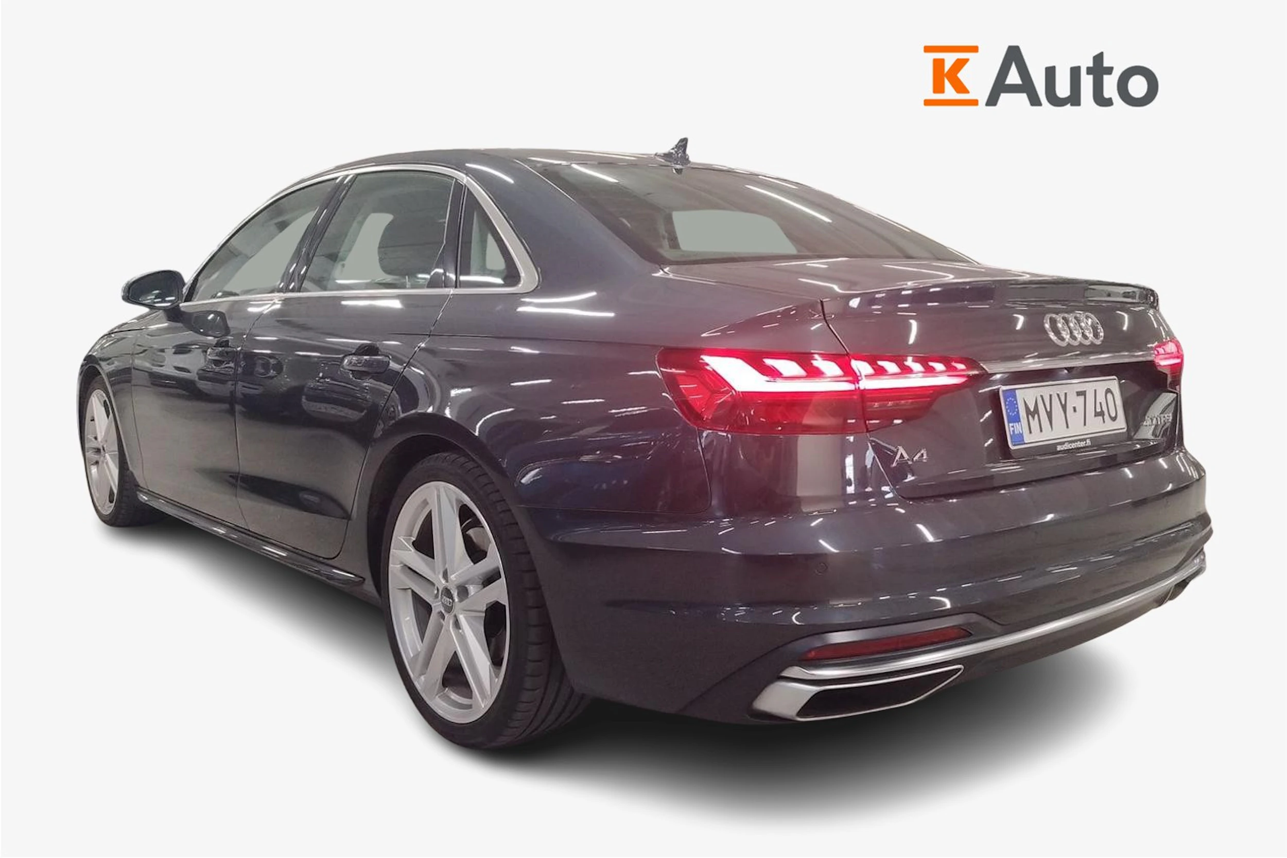 harmaa Audi A4 2020 kuva 2.