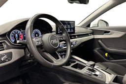 valkoinen Audi A4 2020 kuva 7.