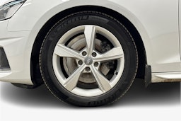 valkoinen Audi A4 2020 kuva 11.