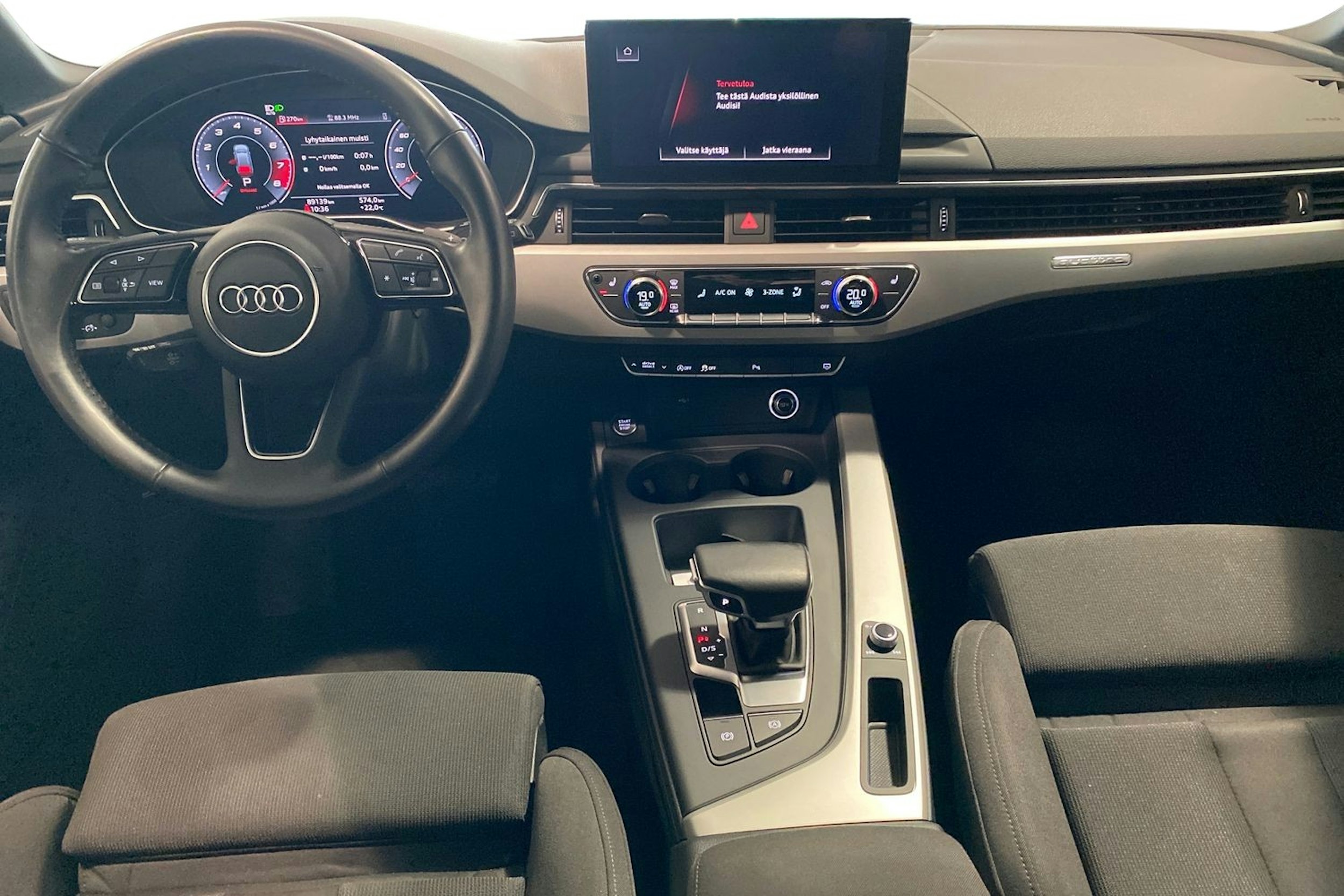 harmaa Audi A4 2020 kuva 9.