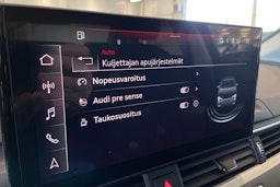 musta Audi A4 2020 kuva 32.