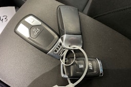 musta Audi A4 2020 kuva 39.