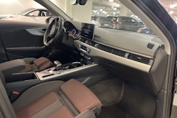 musta Audi A4 2020 kuva 17.