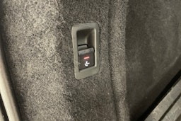 musta Audi A4 2020 kuva 20.