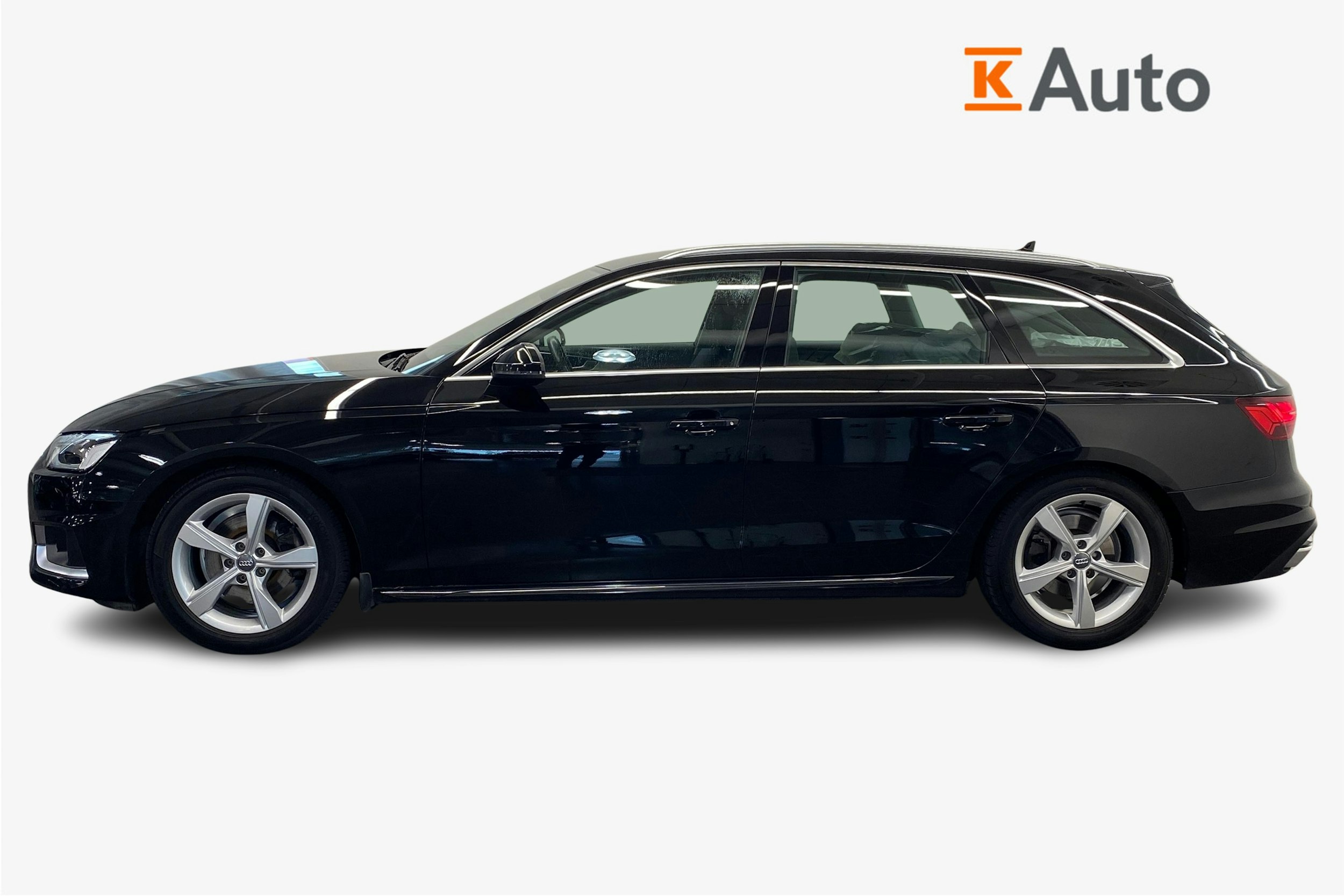 Musta Audi A4 2020 kuva 6.