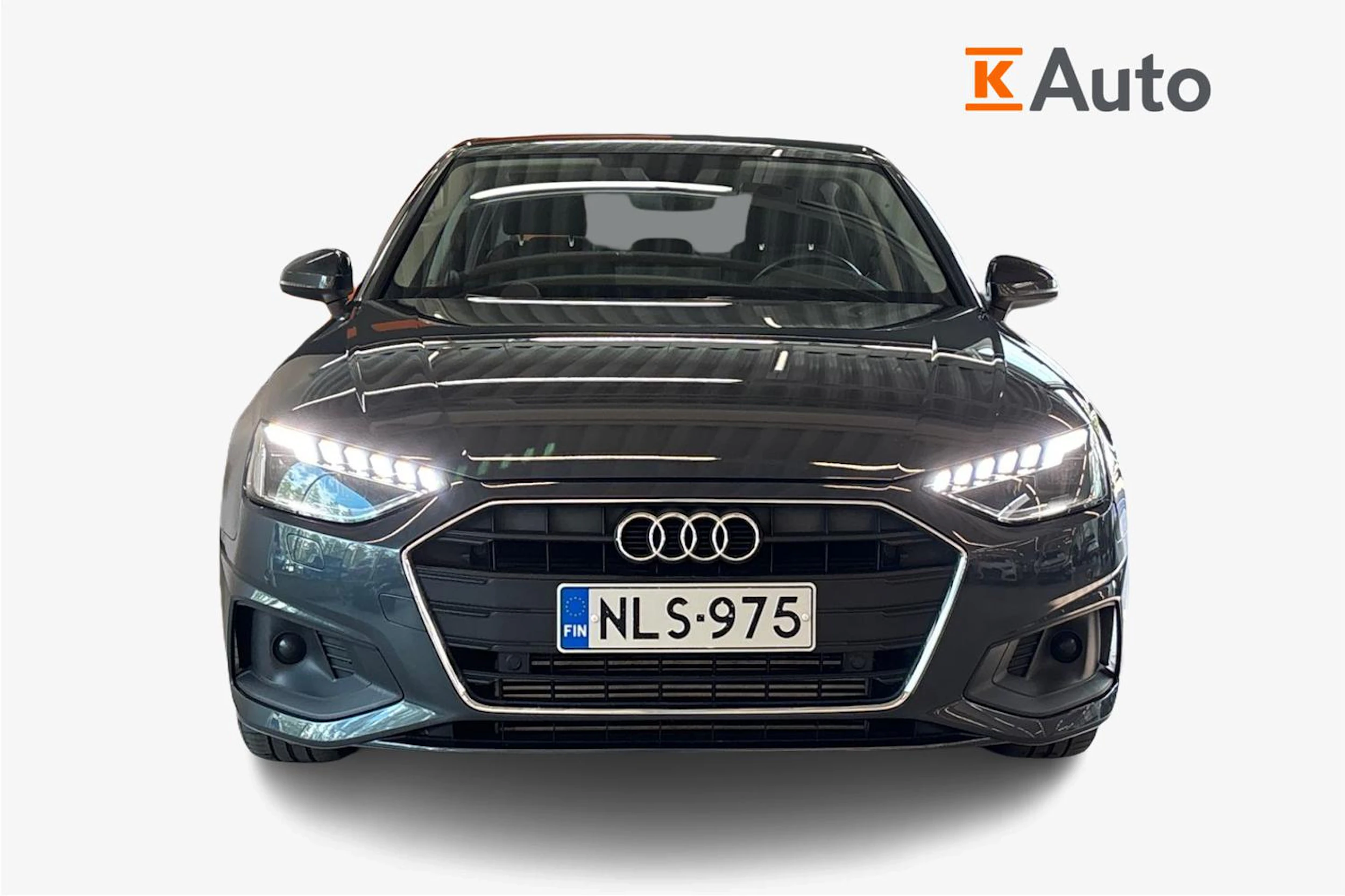 Harmaa Audi A4 2020 kuva 4.