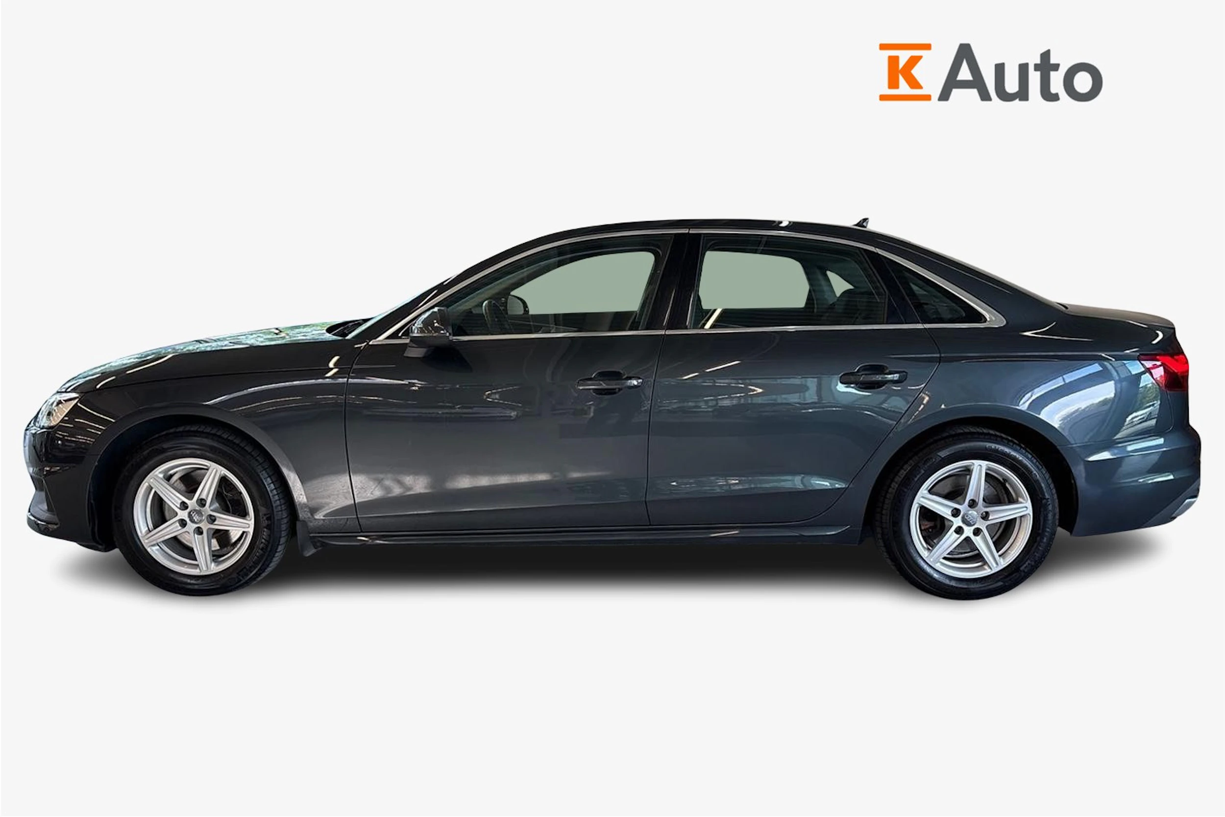 Harmaa Audi A4 2020 kuva 5.
