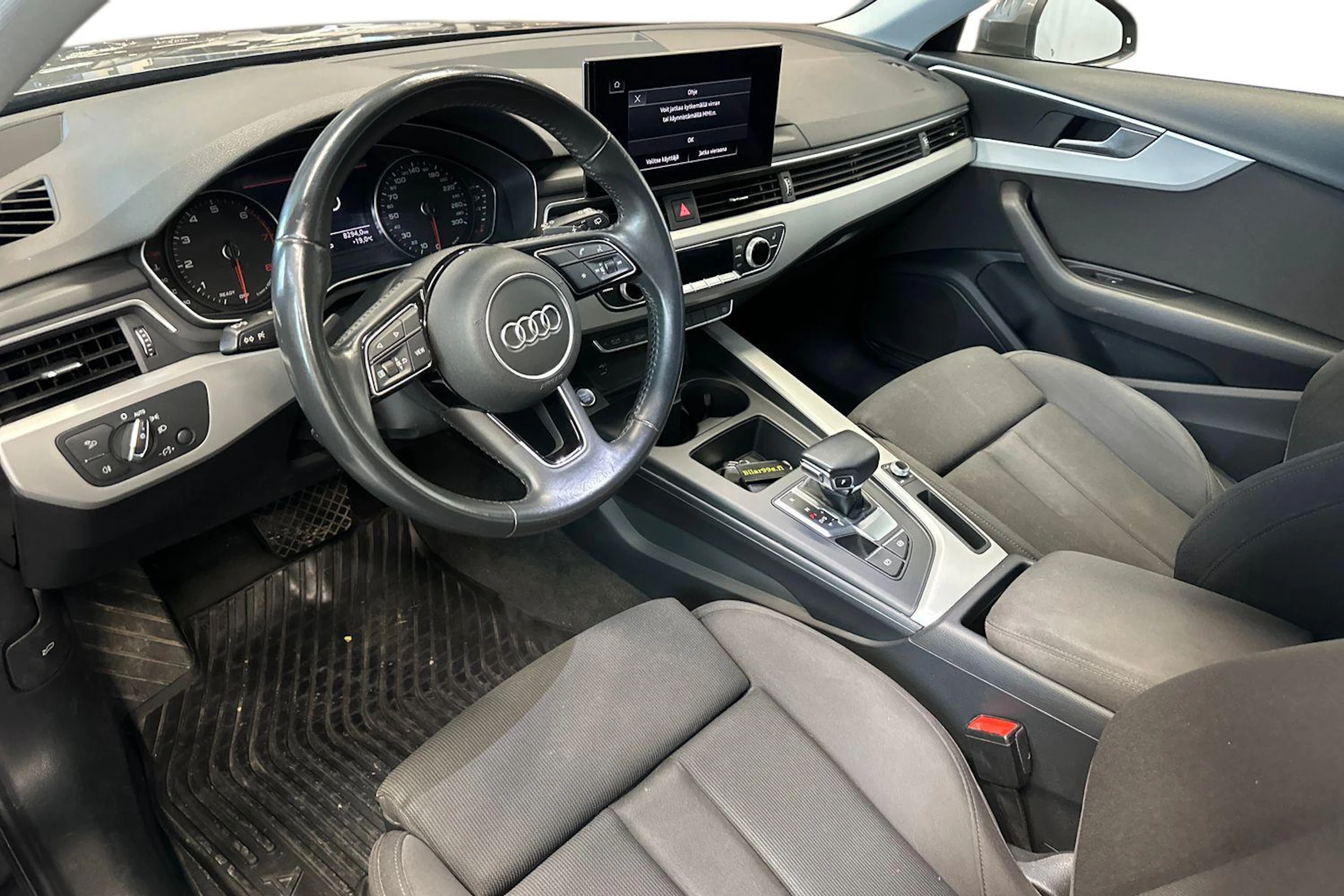 vihreä Audi A4 2020 kuva 3.