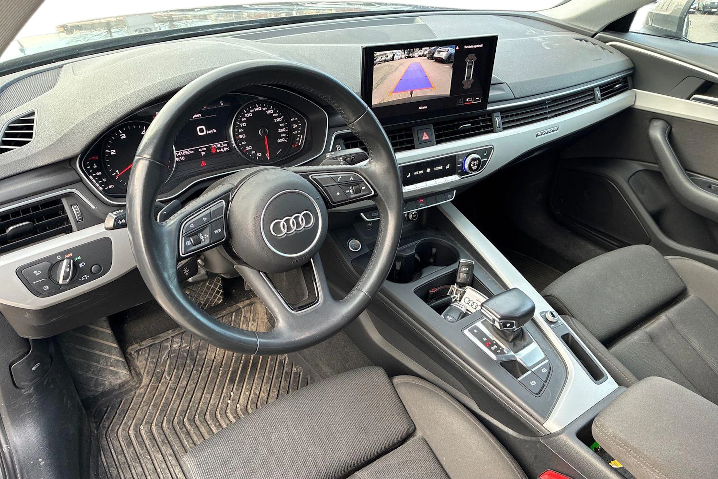 vihreä Audi A4 2020 kuva 3.