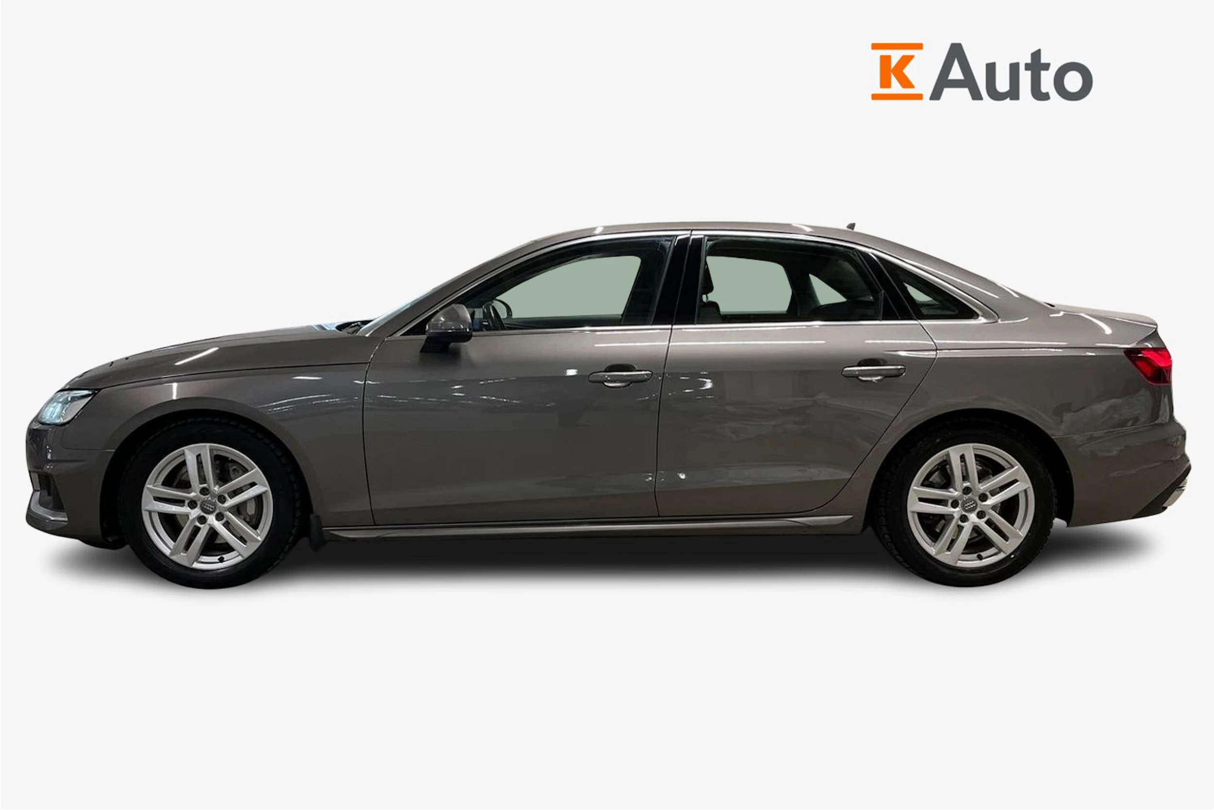 vihreä Audi A4 2020 kuva 7.