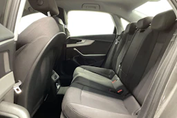 vihreä Audi A4 2020 kuva 11.