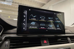 vihreä Audi A4 2020 kuva 19.