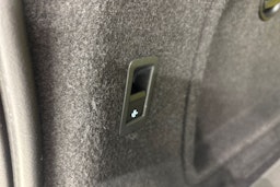 Valkoinen Audi A4 2020 kuva 30.