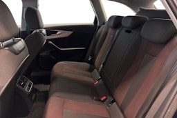 sininen Audi A4 2020 kuva 10.