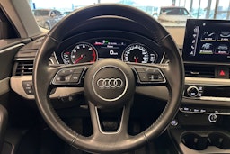 sininen Audi A4 2020 kuva 21.
