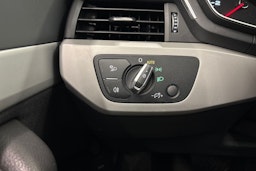 sininen Audi A4 2020 kuva 25.