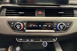 sininen Audi A4 2020 kuva 30.