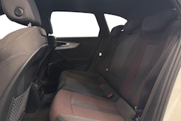 Valkoinen Audi A4 2020 kuva 10.