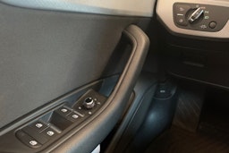 Valkoinen Audi A4 2020 kuva 20.