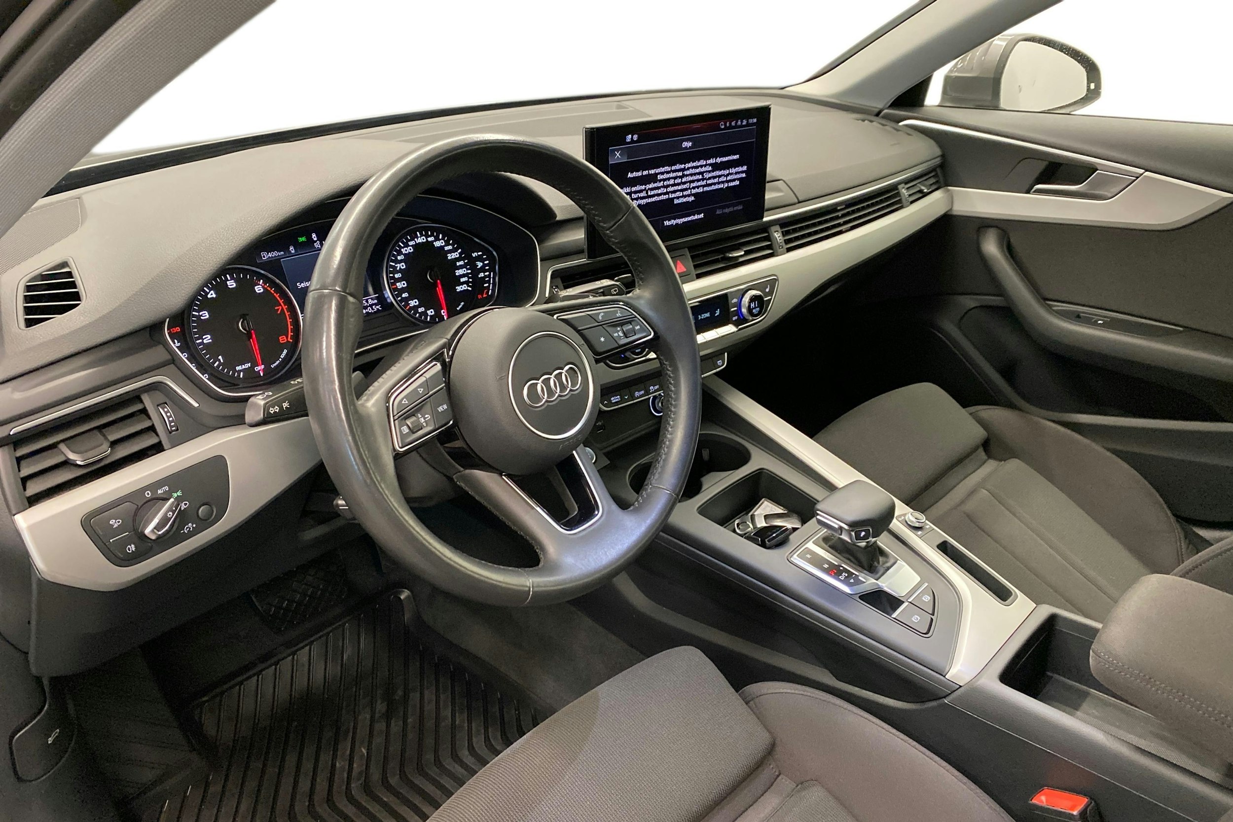 vihreä Audi A4 2020 kuva 7.