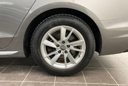 vihreä Audi A4 2020 kuva 13.