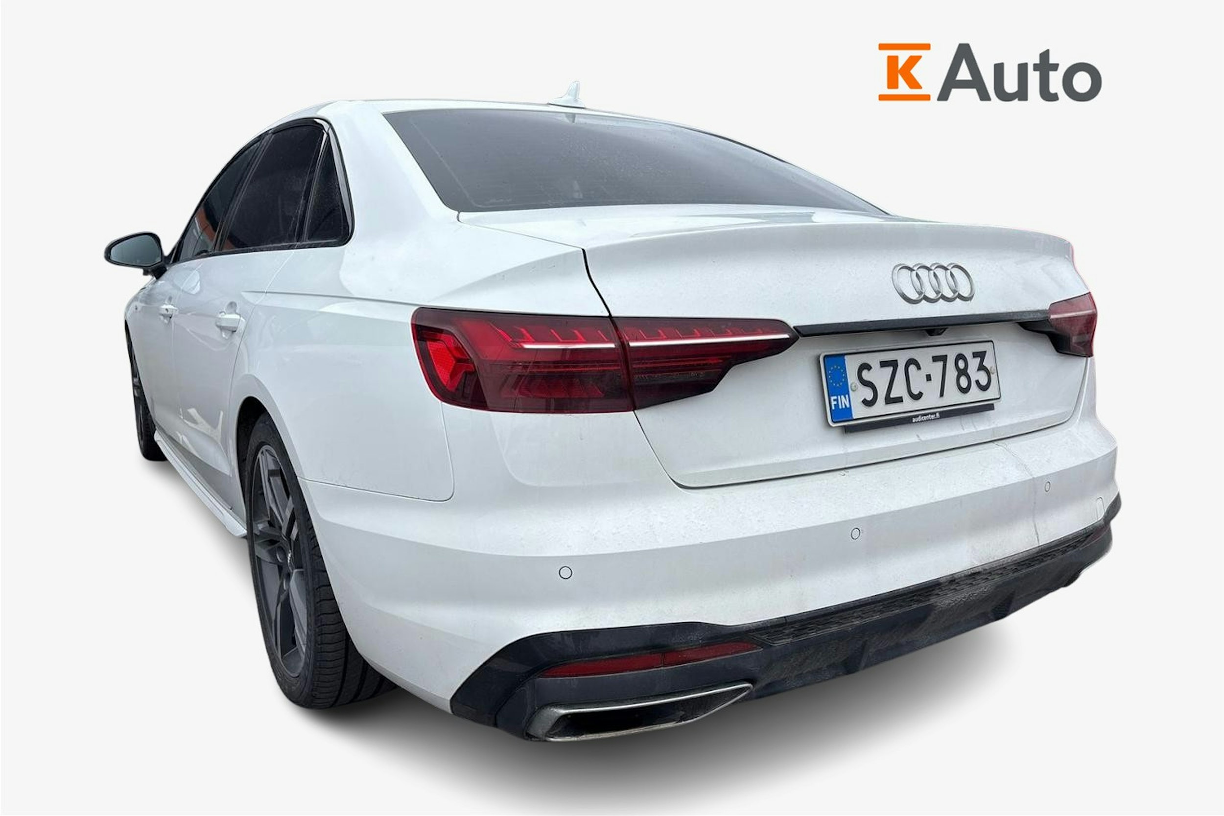 valkoinen Audi A4 2020 kuva 2.