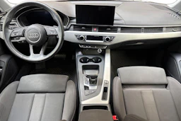 sininen Audi A4 2020 kuva 7.