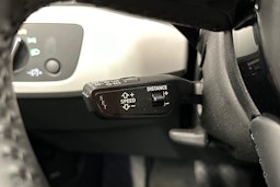musta Audi A4 2020 kuva 16.