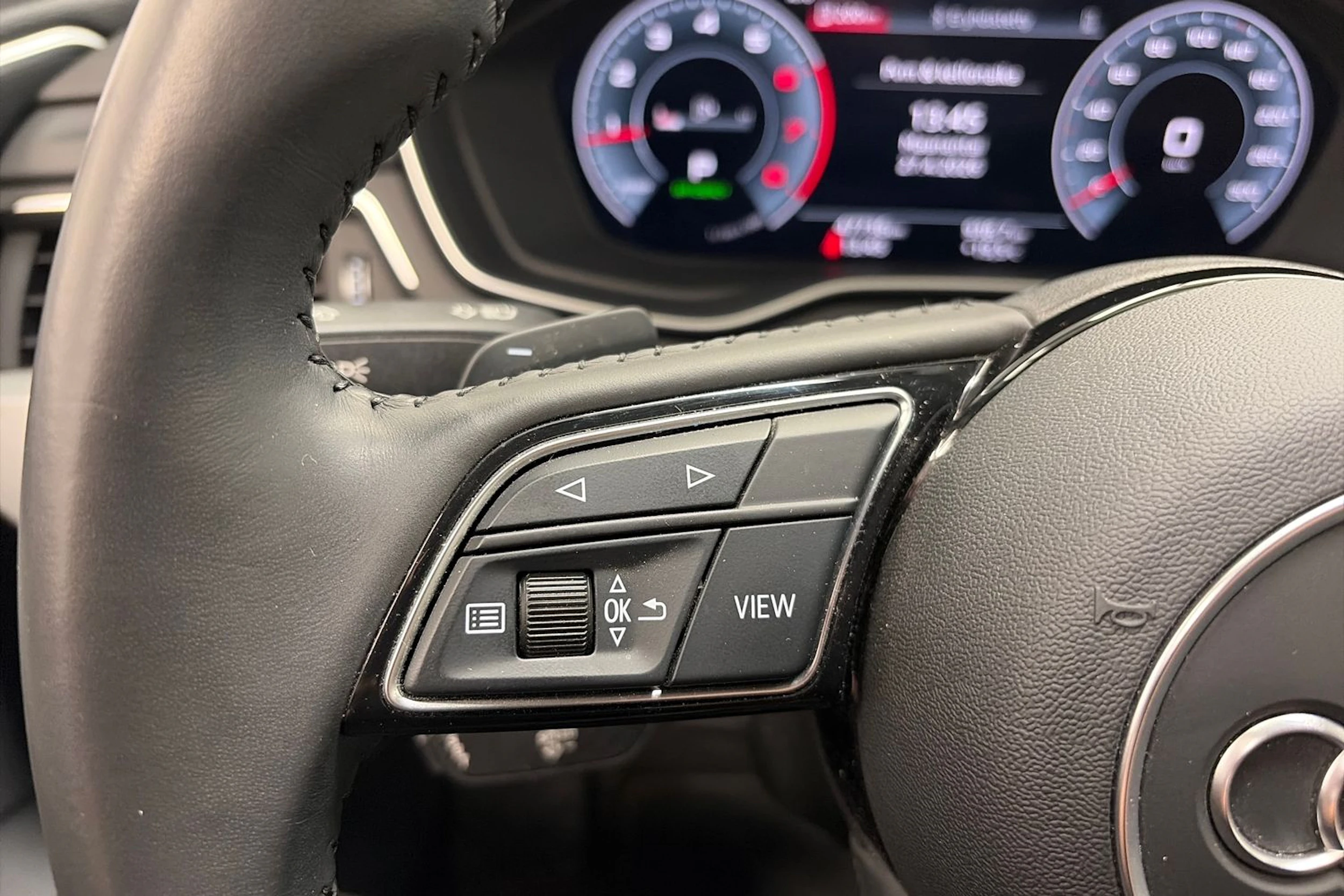 vihreä Audi A4 2020 kuva 20.