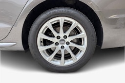 vihreä Audi A4 2020 kuva 11.