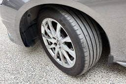 vihreä Audi A4 2020 kuva 13.