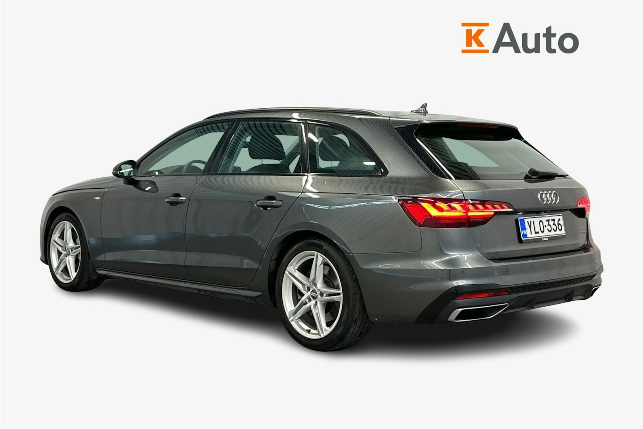 harmaa Audi A4 2020 kuva 2.