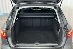 harmaa Audi A4 2020 kuva 15.
