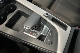 harmaa Audi A4 2020 kuva 25.