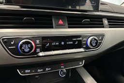 harmaa Audi A4 2020 kuva 28.