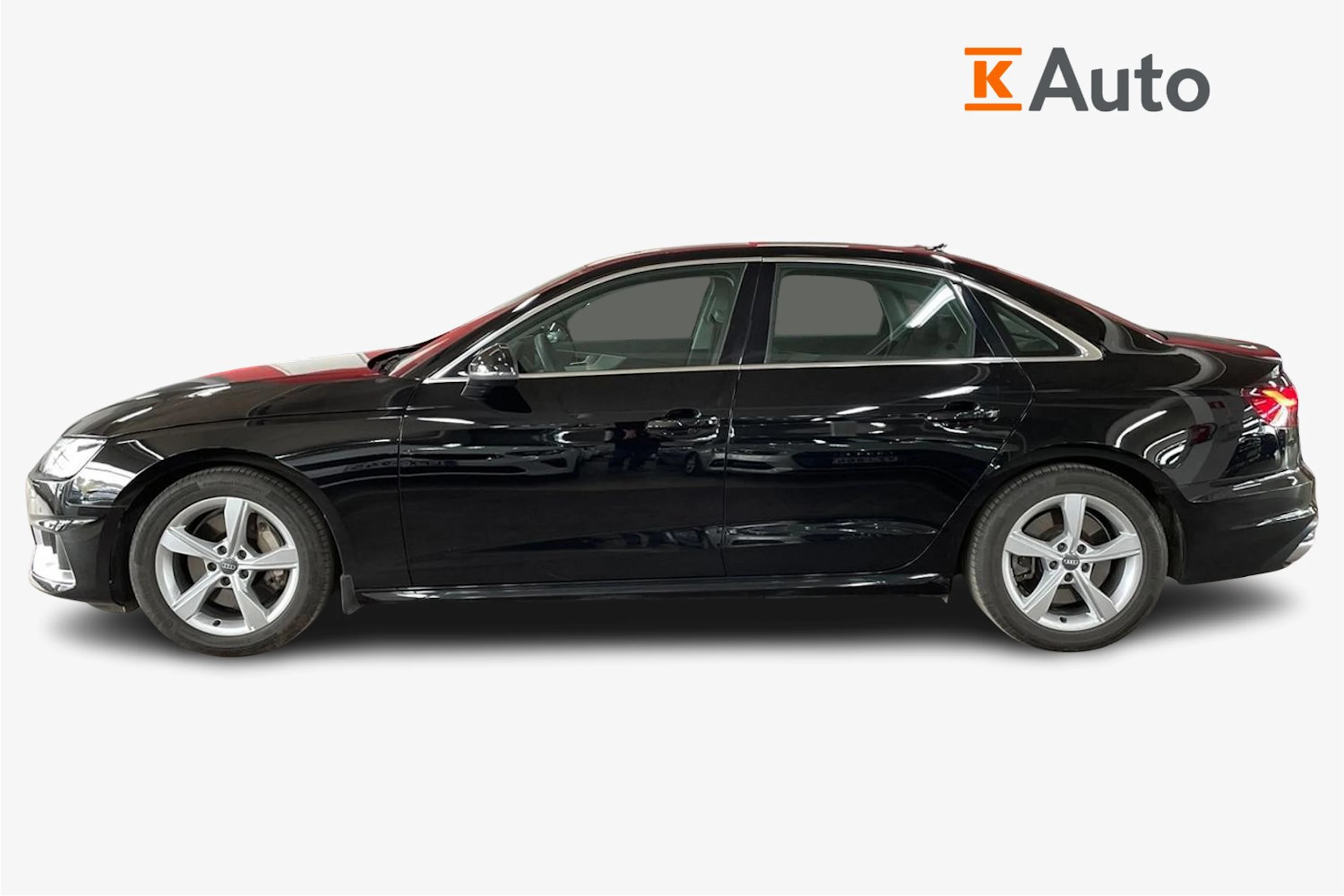 Musta Audi A4 2020 kuva 7.