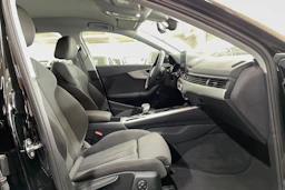 Musta Audi A4 2020 kuva 15.