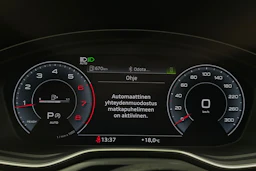 musta Audi A4 2020 kuva 15.