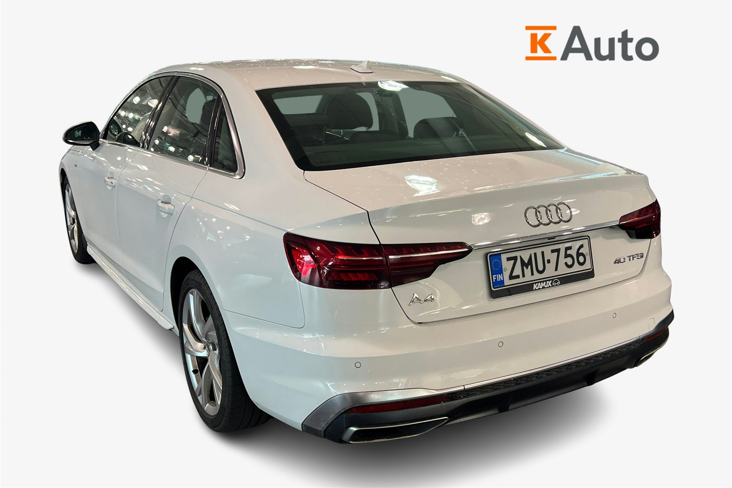 valkoinen Audi A4 2020 kuva 2.