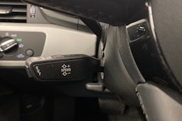 valkoinen Audi A4 2020 kuva 19.