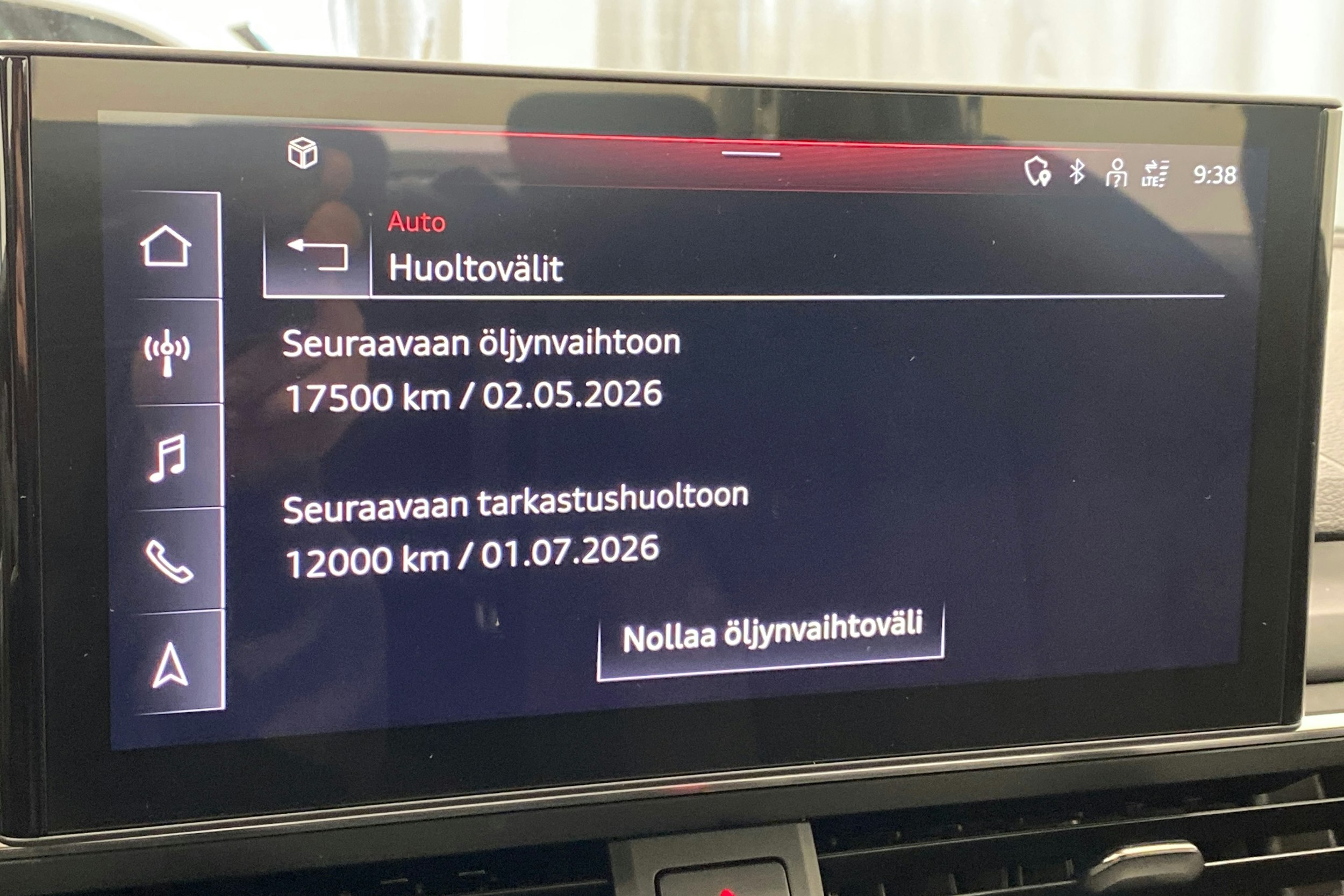 valkoinen Audi A4 2020 kuva 28.