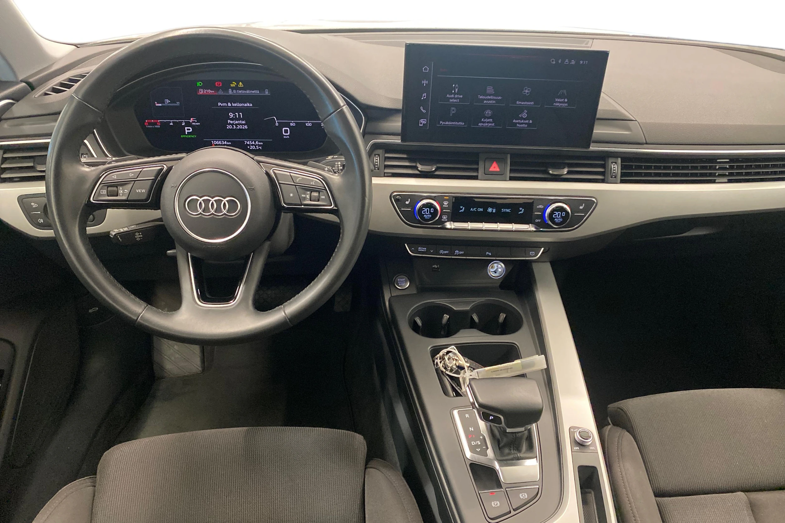 valkoinen Audi A4 2020 kuva 7.