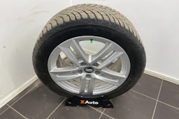 valkoinen Audi A4 2020 kuva 22.