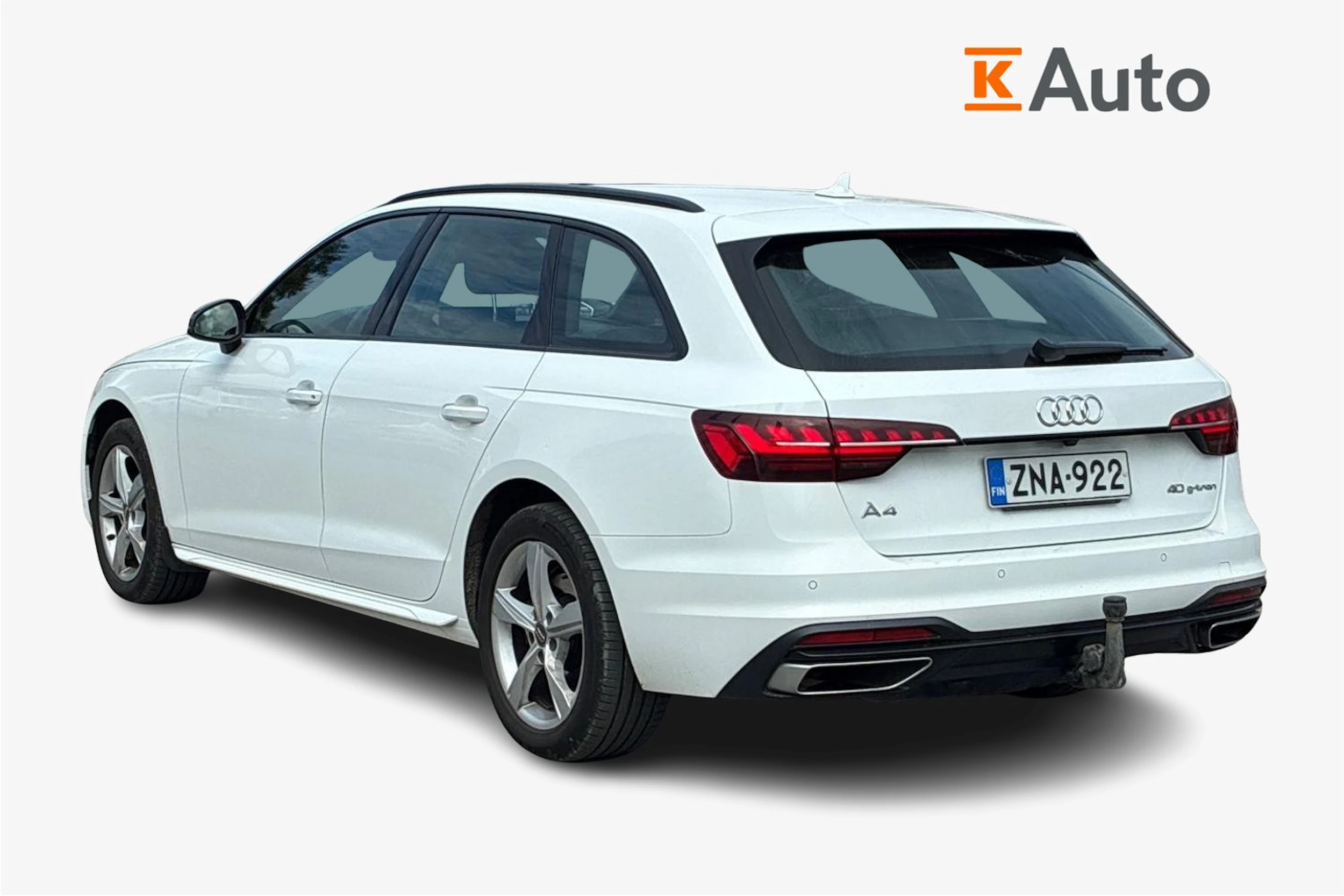 valkoinen Audi A4 2020 kuva 2.