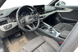 valkoinen Audi A4 2020 kuva 3.