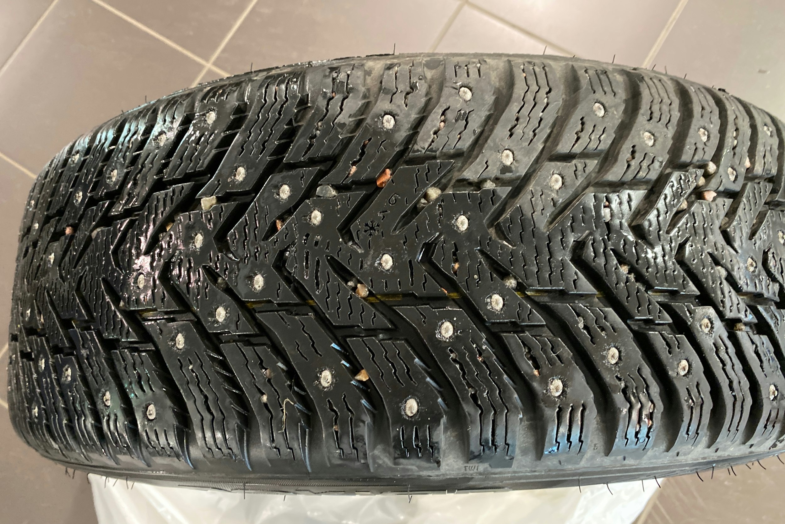 valkoinen Audi A4 2020 kuva 15.