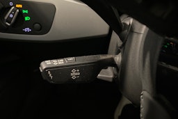 valkoinen Audi A4 2020 kuva 23.