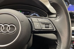 musta Audi A4 2020 kuva 27.